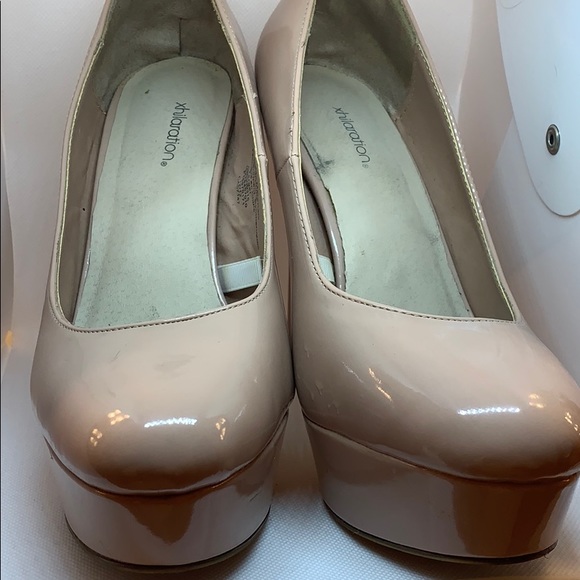 Used - Picture 2 of 3